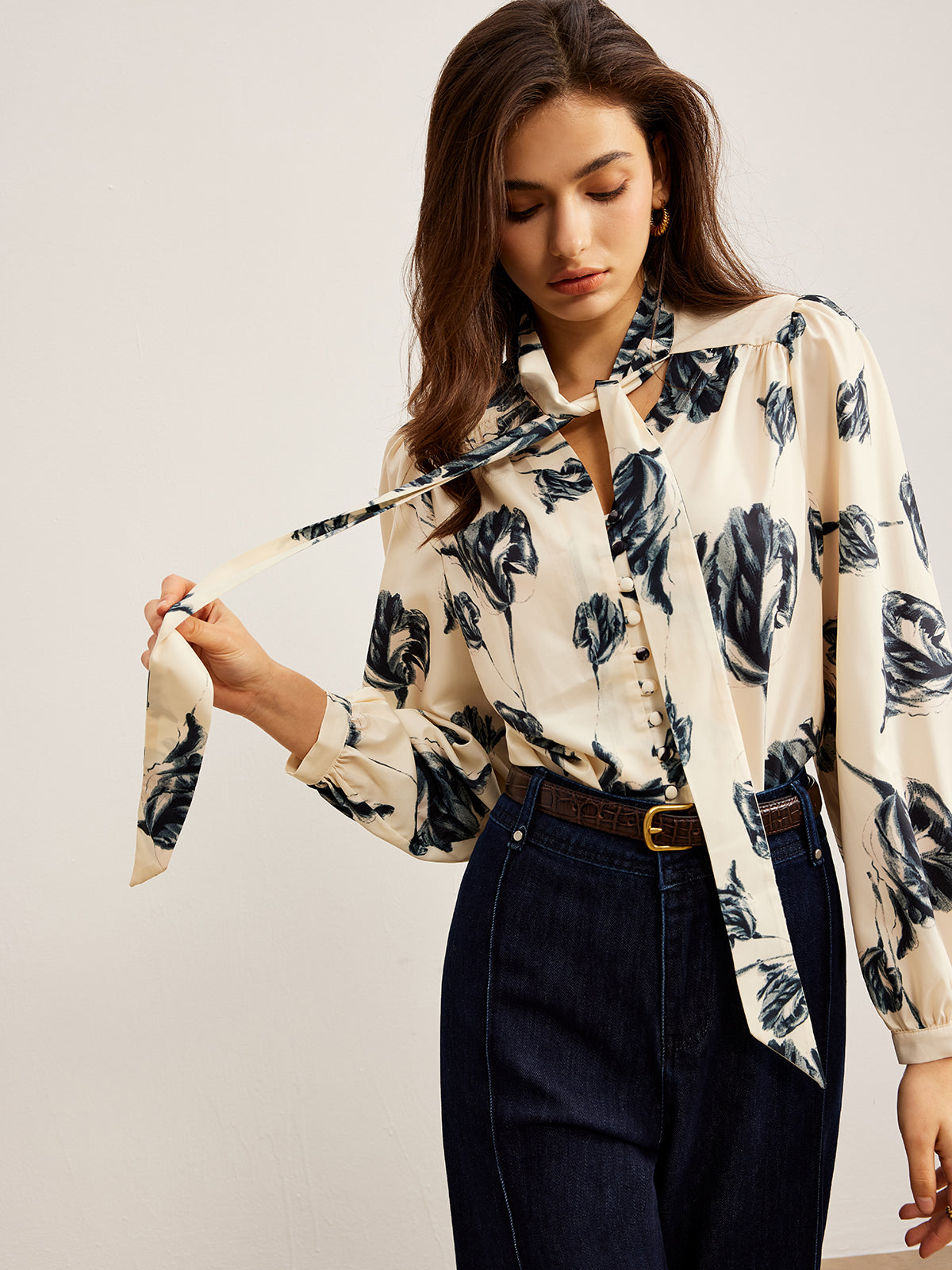 Boheme Printed Tie Neck Satin Bluz