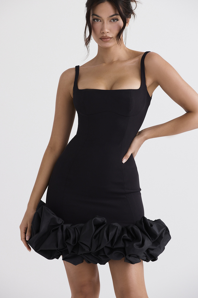 Black Ruffle Hem Elbise