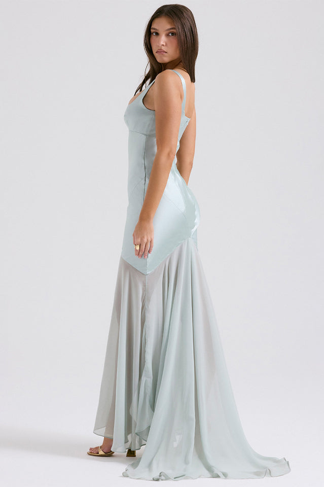 Victory Light Green Chiffon Maxi Elbise