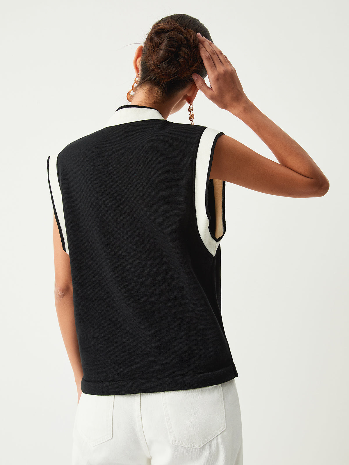 Contrast Trim Sweater Yelek