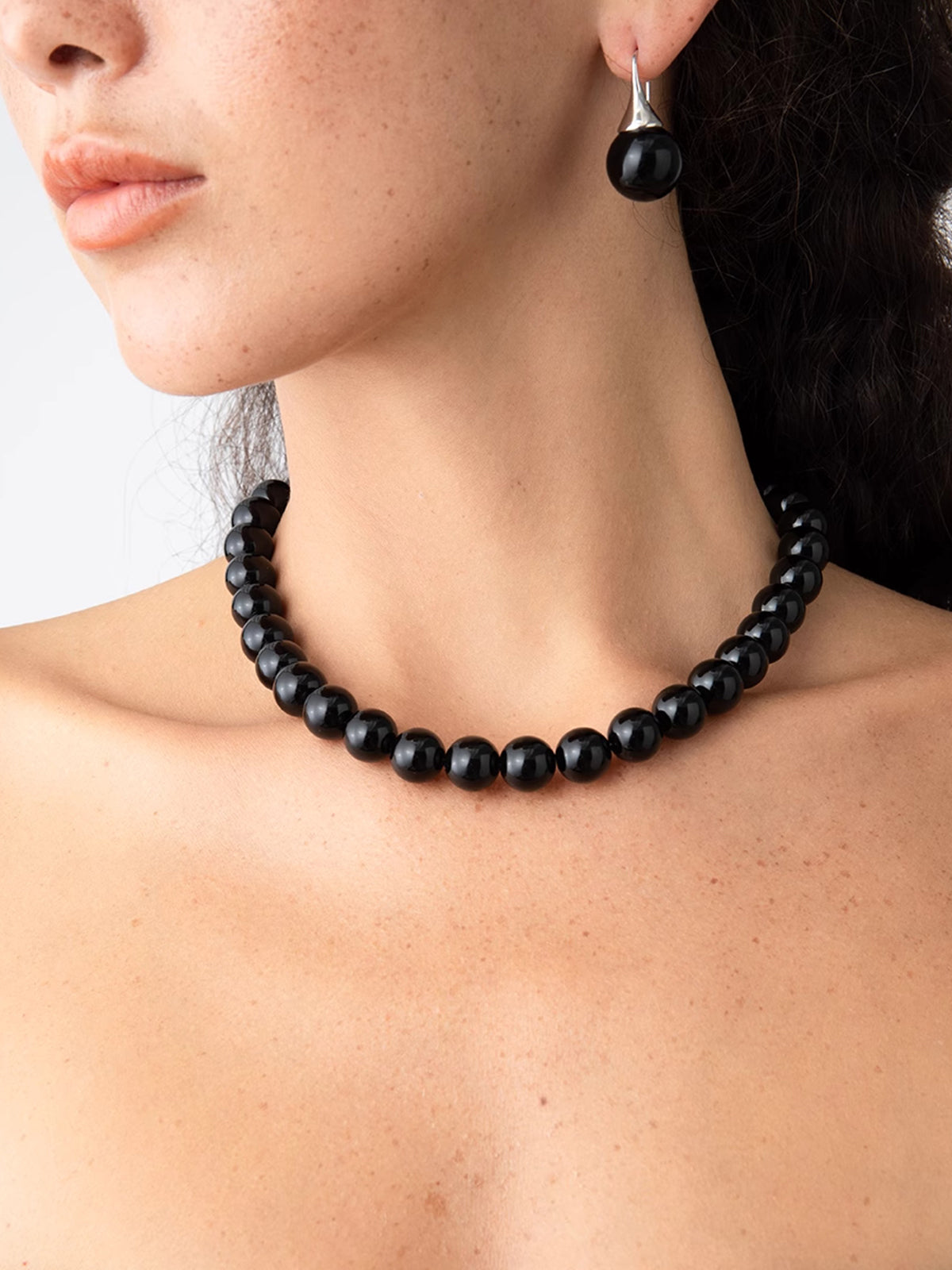 Elegant Black Onyx Bead Kolye