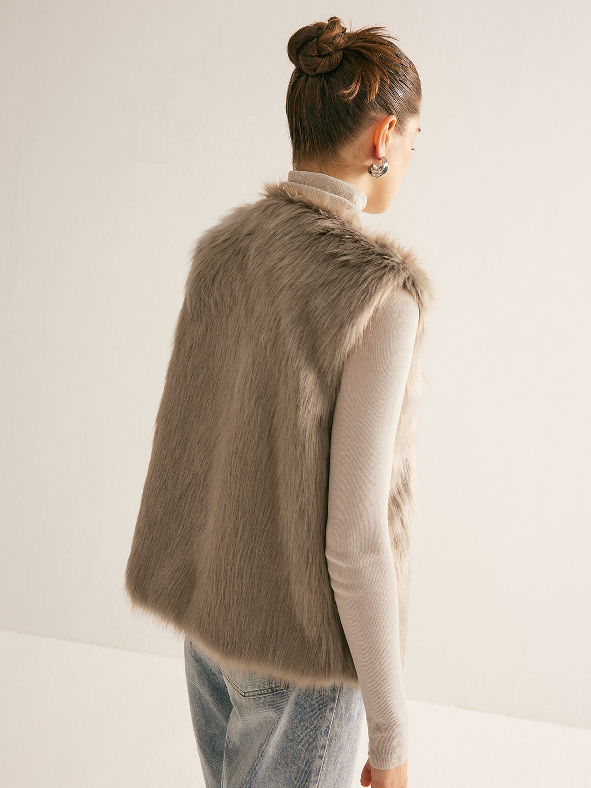 Leisure Faux Fur Yelek