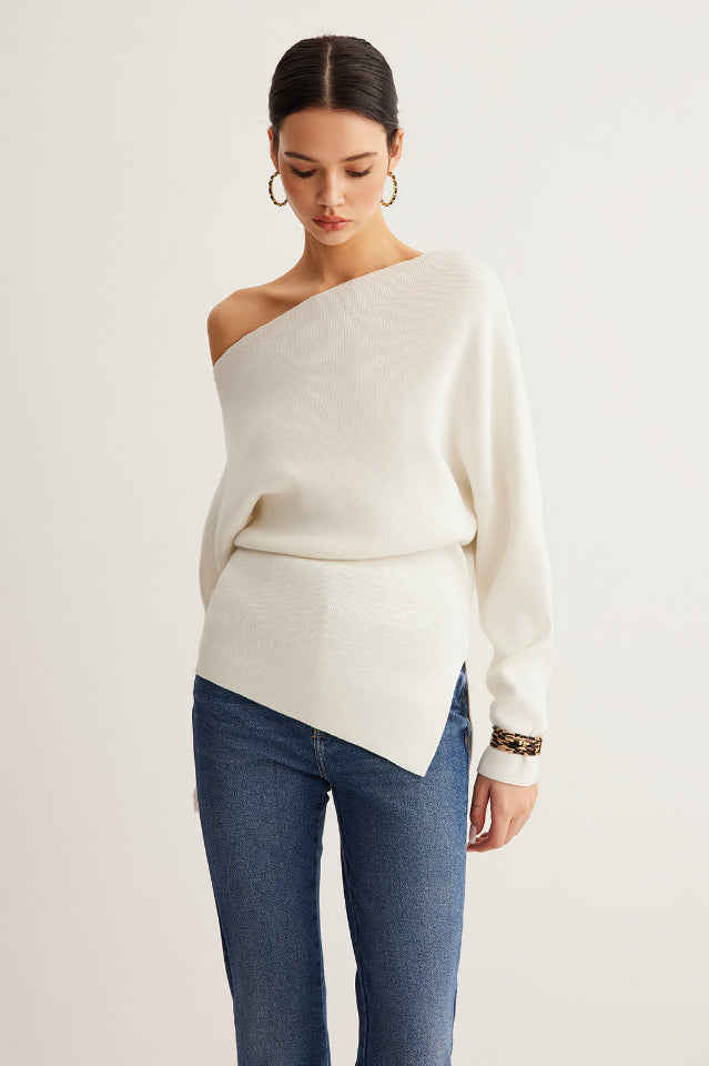 Wool-Blend Asymmetrical Neck Knit Üst