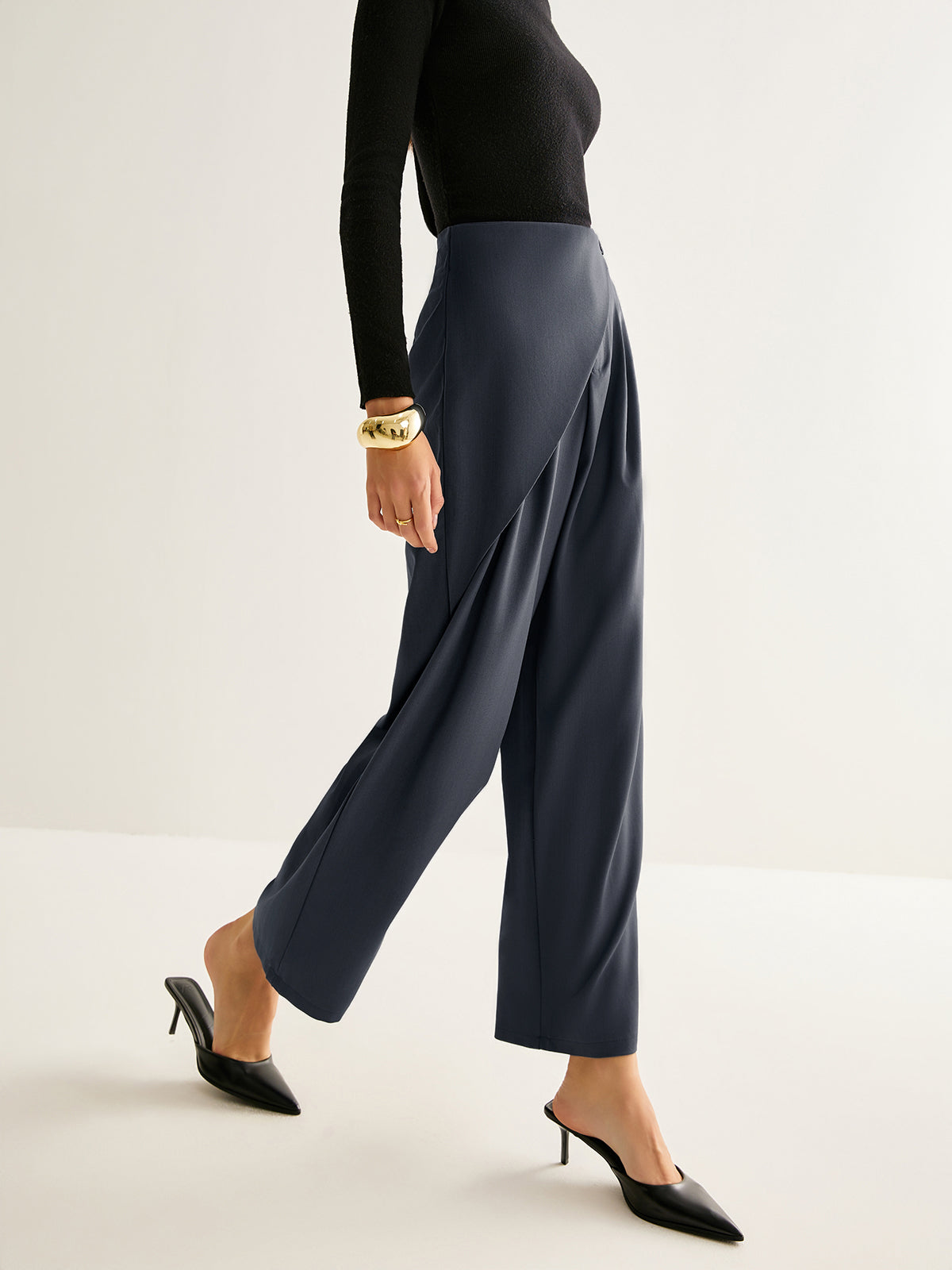 Asymmetrical Wide-Leg Pantolon