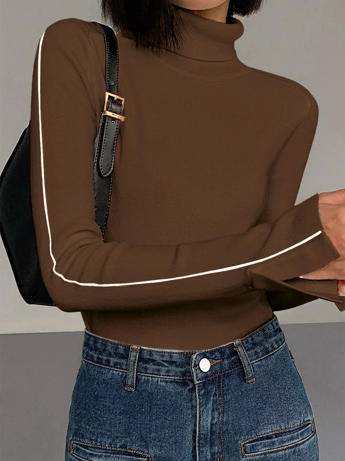 Contrast Piping Turtleneck Kazak