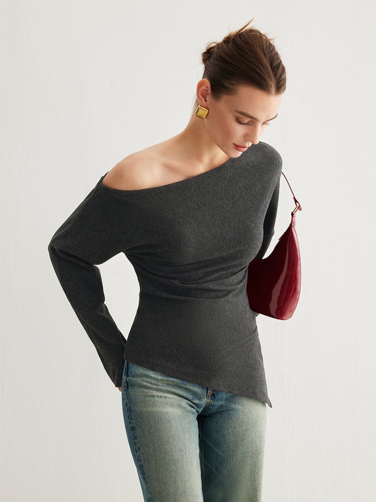 Asymmetrical Neck Slit Cinched Üst