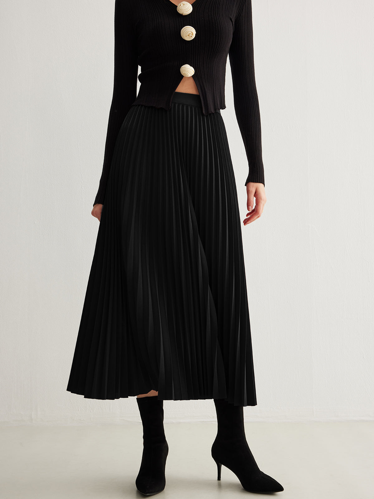 Minimalist Pleated Flowy Etek