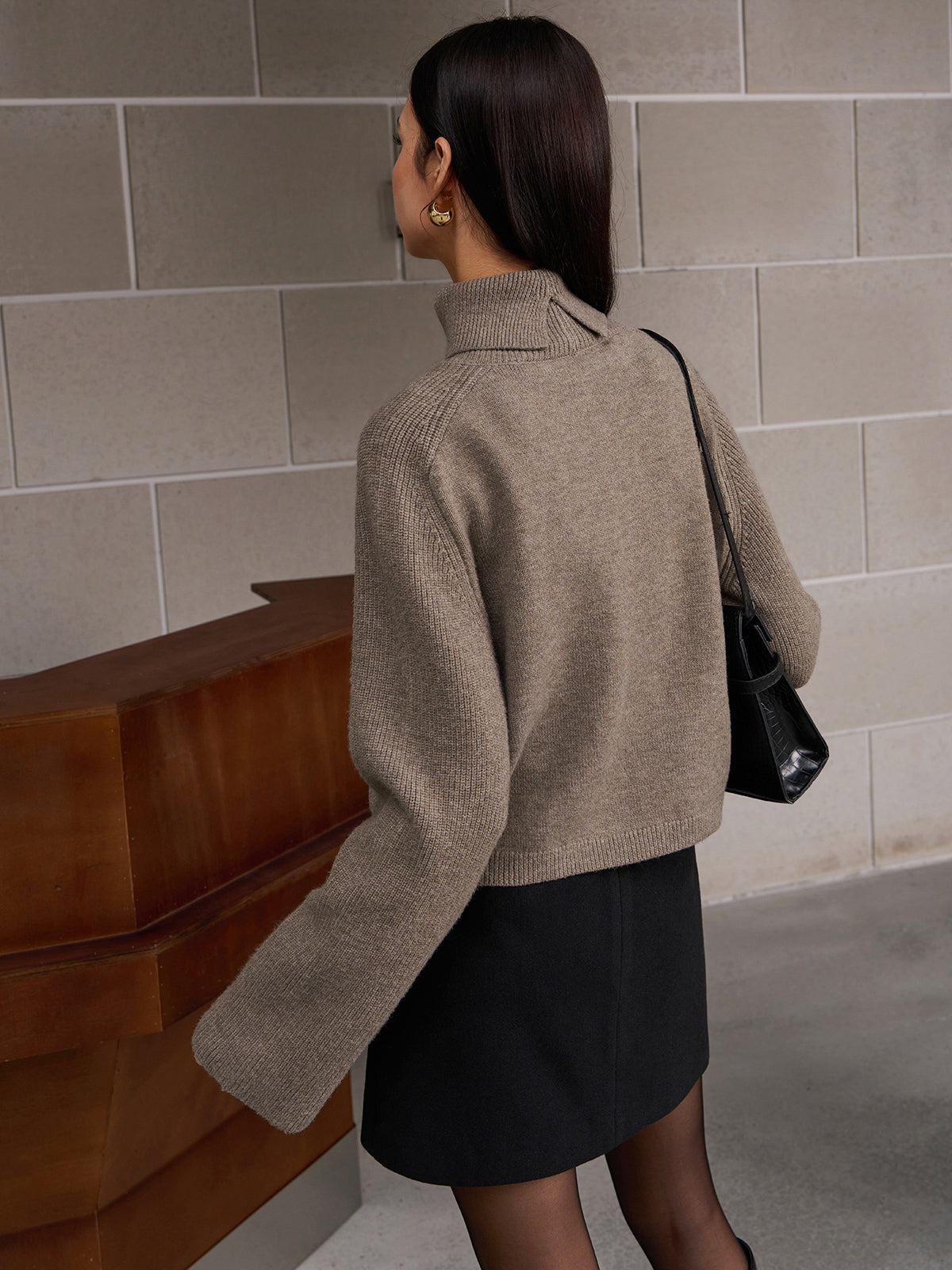 Ribbed Turtleneck Short Kazak